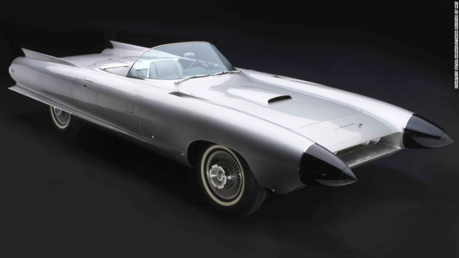 این خودرو در سال 1959 میلادی توسط نخستین طراح برجسته جنرال موتوروز موسوم به Harley Earl طراحی گشته و هرگز به تولید انبوه نرسید. 