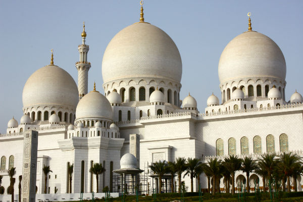 Sheikh_Zayed_Mosque_Abu_Dhabi-1dynrho-w600-h600