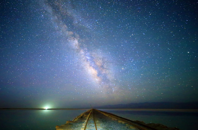 دریاچه نمک Chaka؛ آیینه آسمان در زمین