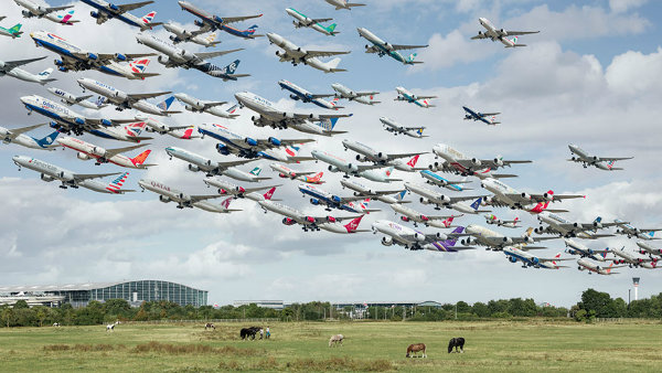 air-traffic-photos-airportraits-mike-kelley-5-580725d326b35__880-w600