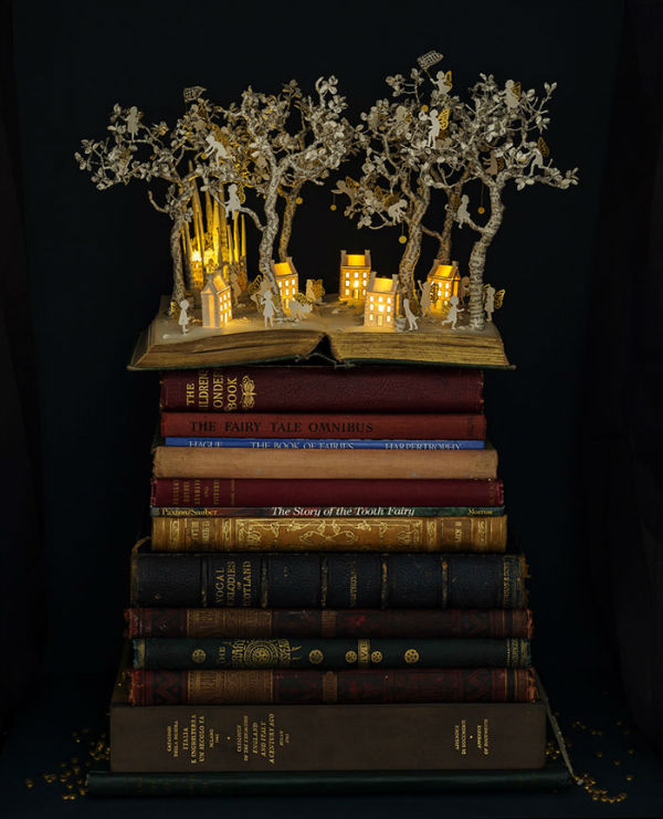 illuminated-book-sculpture-su-blackwell-9-57ee498746068__700-w600