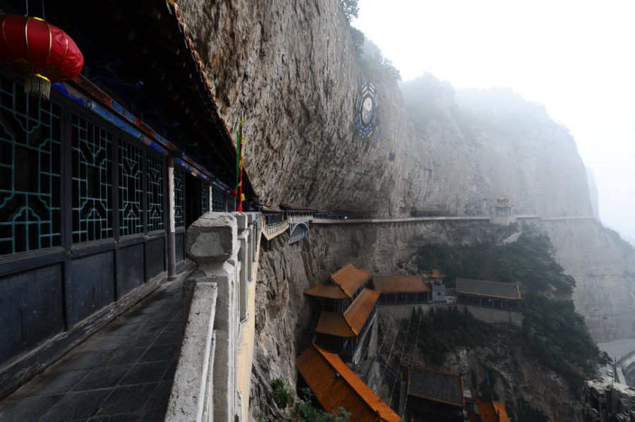 Mianshan scenic area consists of series of temples (mainly Taoist) constructed on these cliffs over time.