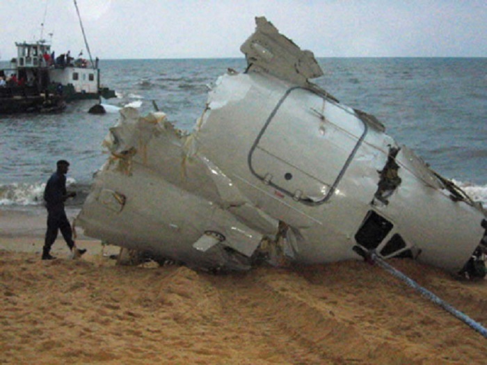 gabon-plane-wreckage