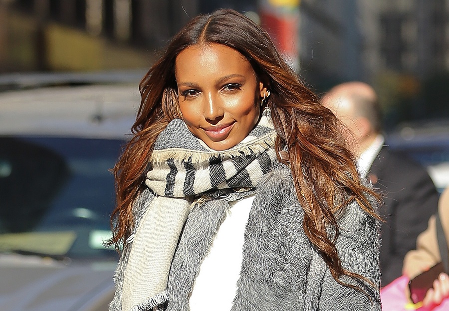 Jasmine Tookes spotted leaving the Victoria Secret office after the Fitting in New York City.Pictured: Jasmine TookesRef: SPL1385277  011116  Picture by: Felipe Ramales / Splash NewsSplash News and PicturesLos Angeles:	310-821-2666New York:	212-619-2666London:	870-934-2666photodesk@splashnews.com
