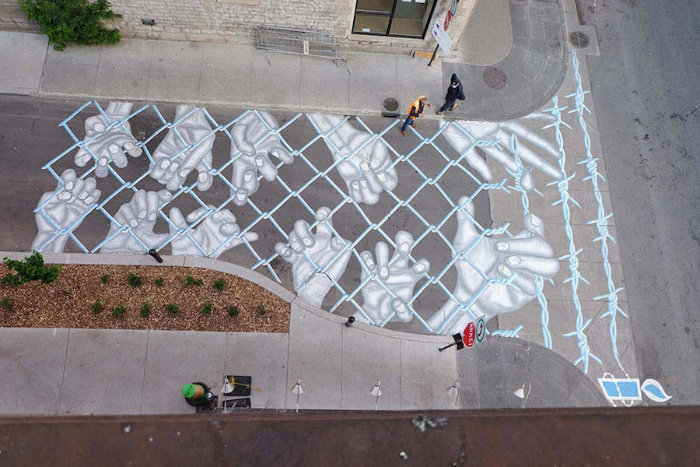 impressive-giant-paintings-on-the-concrete-by-roadsworth-0-900x600-w700-copy