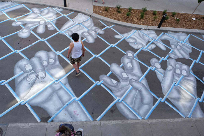 Impressive-Giant-Paintings-on-the-Concrete-by-Roadsworth-10-900x600-w700.jpg