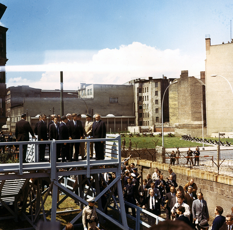 جان کندی در دیوار برلین - 1963