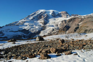 18-25-Most-Treacherous-Hiking-Trails-in-the-World-Mt.-Rainier’s-Muir-Snowfield-Washington-State-w900-h600