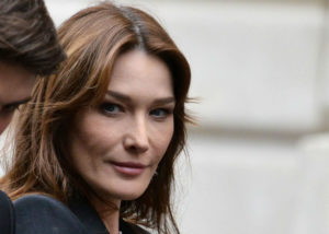 Carla-Bruni-Without-Makeup-w900-h600