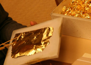 Gold-foil20161005-21116-1w5yn7h-w900-h600