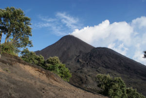 Pacaya Volcano trek, Guatemala 3-w900-h600