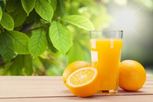 orange-juice-1024x683 (1)