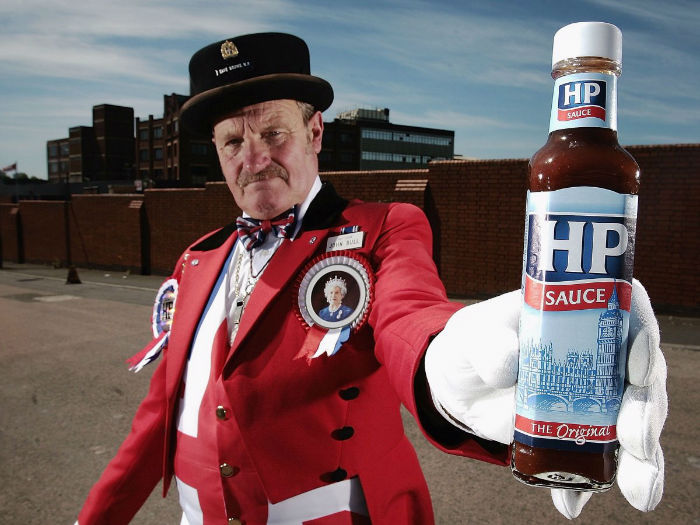 while-her-former-chefs-didnt-mention-condiments-the-likes-of-lea-and-perrins-hp-sauce-and-heinz-ketchup-all-hold-royal-warrants-w700