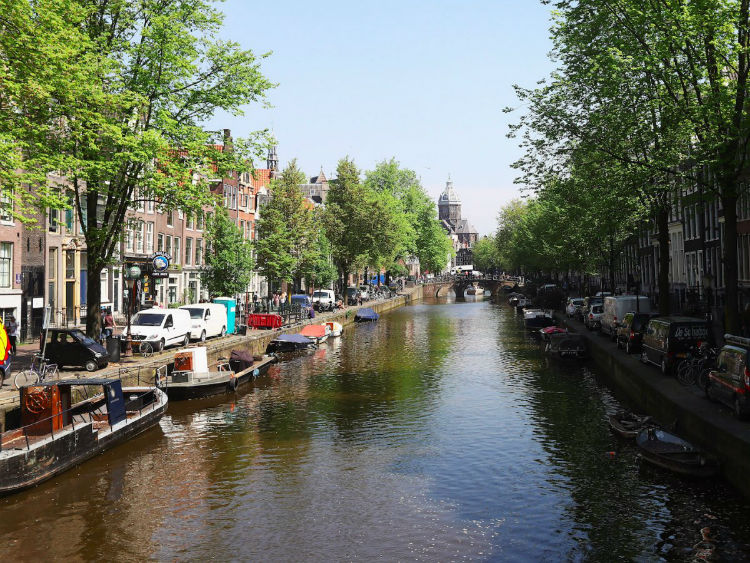 12-amsterdam-netherlands--it-is-one-of-the-financial-centres-of-w750