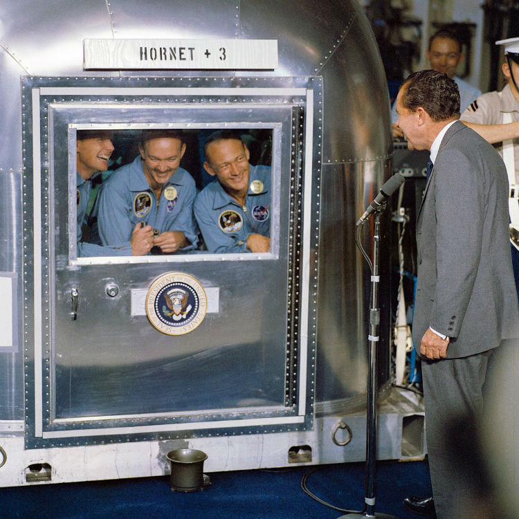 President_Nixon_welcomes_the_Apollo_11_astronauts_aboard_the_U.S.S._Hornet-w750