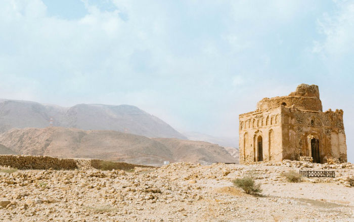 oman-has-plenty-of-archaeological-sites-to-see-on-your-visit-including-the-countrys-first-capital-qalhat-city-w700