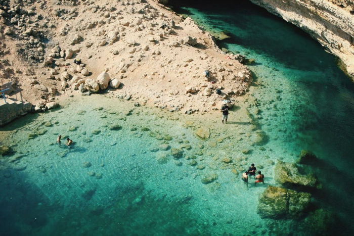 the-bimmah-sinkhole-is-also-a-popular-destination-for-those-who-want-to-swim-in-its-clear-waters-its-located-in-hawiyat-najm-park-w700
