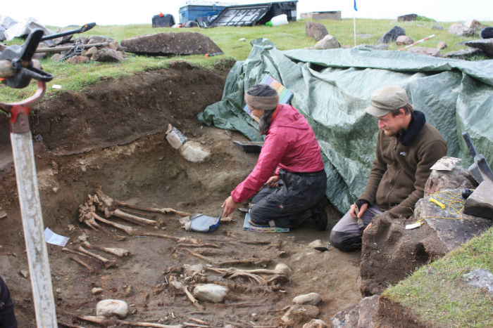 Danish-Canadian-team-excavating-skeletons-w700