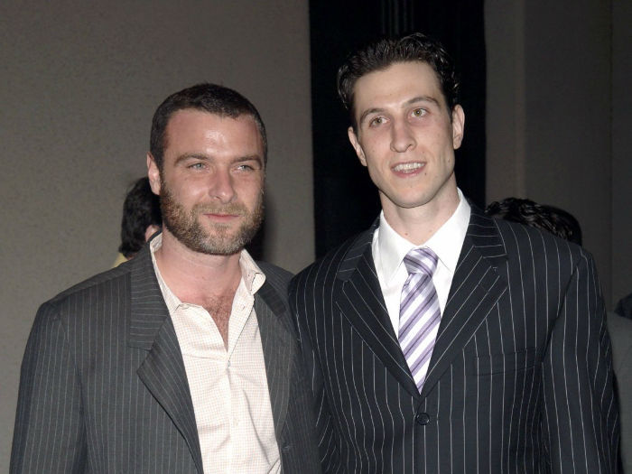 actors-liev-and-pablo-schreiber-are-half-brothers-w700