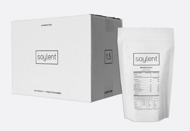شعار کمپانی تولید کننده بطری های غذای همراه، Soylent این است: «غذا برای رهایی شما». برای کسانی که مشغله فراوانی داشته اما برایشان مهم است که غذای سالم صرف کنند، این بسته بندی های قابل حمل گزینه های بسیار مناسبی خواهند بود.