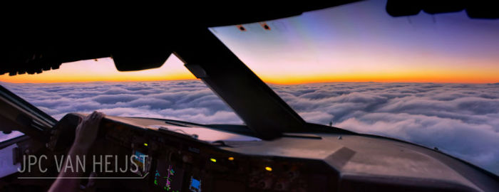 aerial-photos-boeing-747-plane-cockpit-jpc-van-heijst-33-592c0f0cbf7da__880-w700