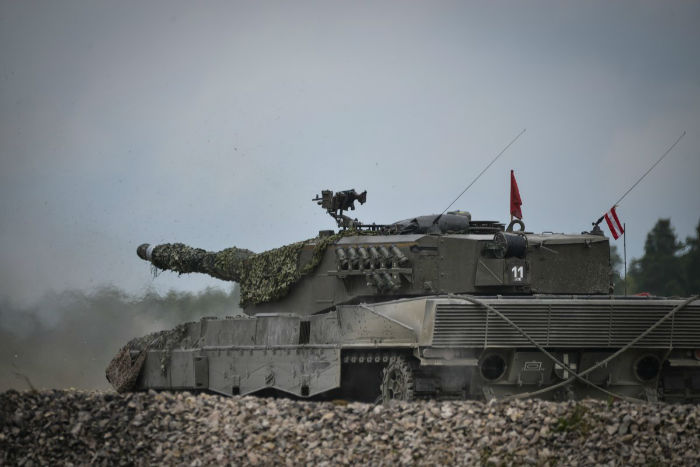 heres-the-austrian-leopard-2a4-tank-that-ended-up-taking-gold-w700