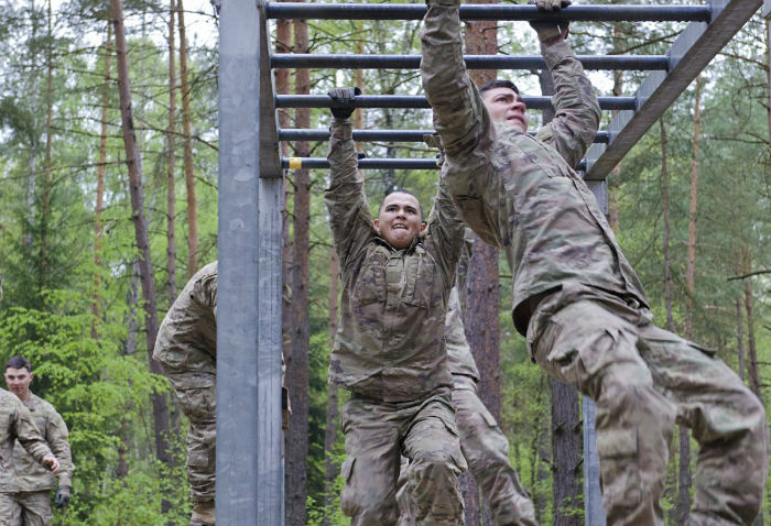 like-at-any-good-military-competition-there-was-an-obstacle-course-w700