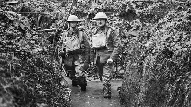 _72309045_10679314_mary_evans_flooded_trench