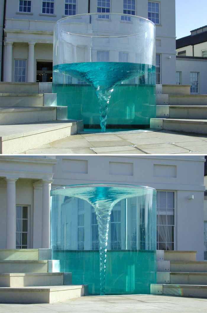 worlds-most-amazing-fountains-7-592d3ddd8e5bd__880-w700