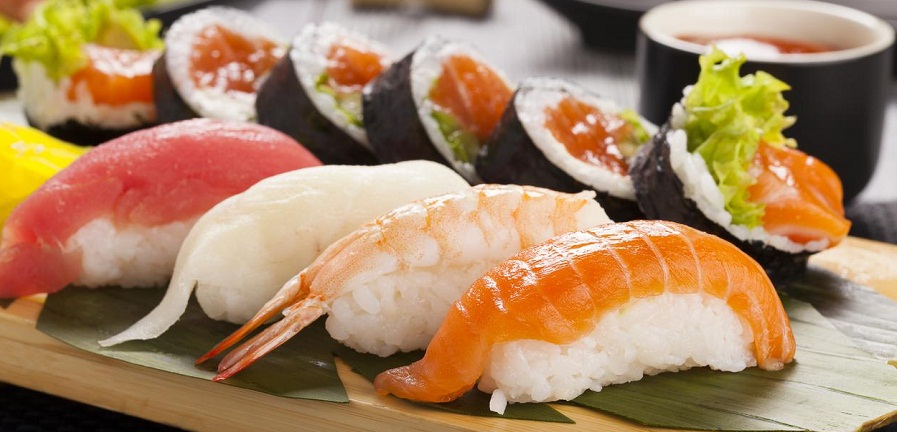 «دانشگاه سوشی» در ژاپن؛ هرآنچه باید در مورد تهیه یک وعده غذای دریایی بدانید