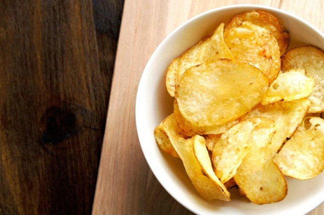 06-food-cravings-potato-chips-760x506.jpg