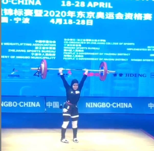 پوپک بسامی در رقابت های بین المللی وزنه برداری چین