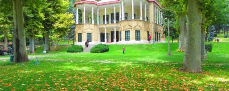 گشت و گذار درمعروف ترین کاخ تهران