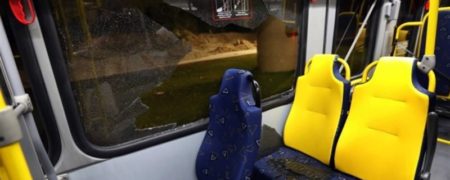 تیراندازی به اتوبوس خبرنگاران در ریو + عکس