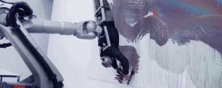 رباتی که با قلم انسانی نقاشی می کند [تماشا کنید]