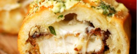 خوشمزه روز: نان سیر با مغز مرغ و پارمسان [تماشا کنید]