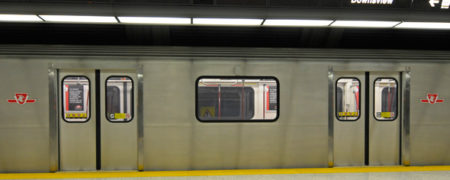 قطارها چگونه ساخته شده و در خطوط مترو قرار می گیرند؟ [تماشا کنید]