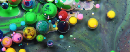 رنگ ها در تصاویر ماکرو چگونه به نظر می رسند [تماشا کنید]