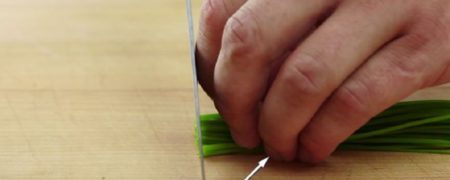 سه فوت کوزه گری برای استفاده از چاقو در آشپزخانه [تماشا کنید]