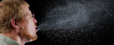 عطسه هنگام تصویر برداری آهسته چگونه به نظر می رسد [تماشا کنید]