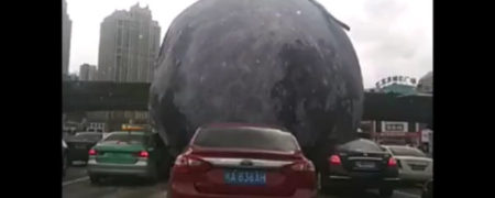 توفانی که کره ماه را در یکی از شهرهای چین غلتان کرد [تماشا کنید]