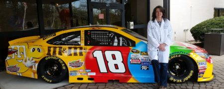 خوش مزه ترین شغل دنیا؛ تست کننده مزه شکلات های «مارس»