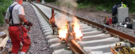 ریل های راه آهن چگونه به هم جوش داده می شوند؟ [تماشا کنید]