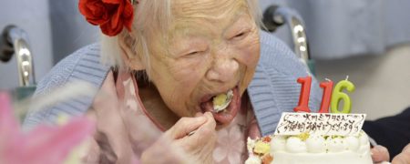 بالاترین تعداد ۱۰۰ ساله ها در دنیا و اقتصادی که در حال کوچک شدن است