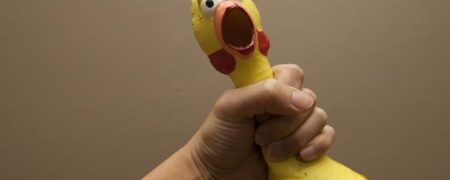 آهنگ الکترونیکی که تنها با صدای عروسک ساخته شده [تماشا کنید]