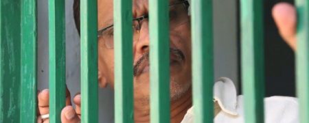 پول بدهید، زندانی شوید [تماشا کنید]