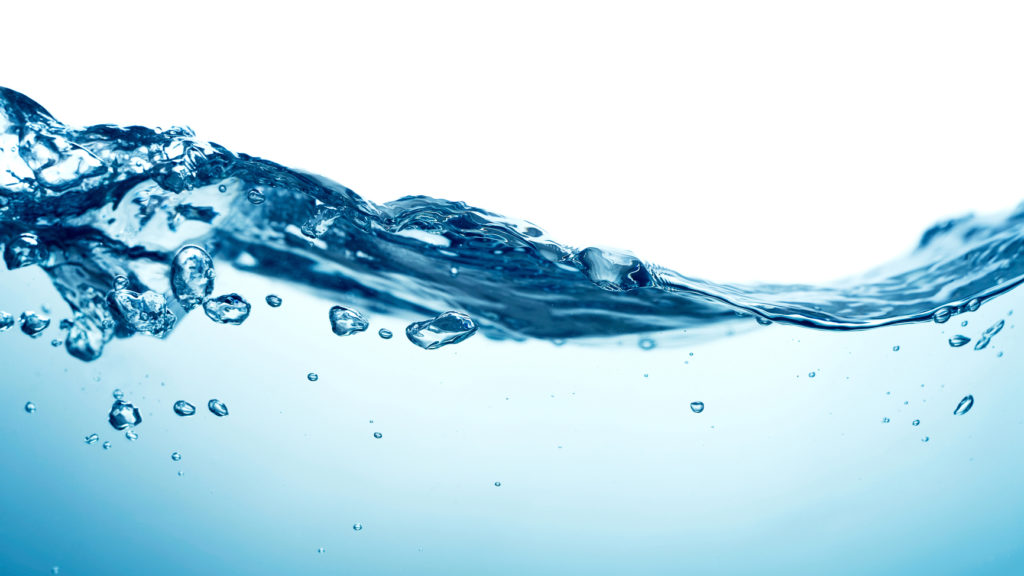 حساسیت به آب؛ عارضه ای که زندگی را برای بیماران تلخ می کند