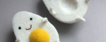 «عشق تخم مرغی»؛ عنوانی برای عروسک های نمدی