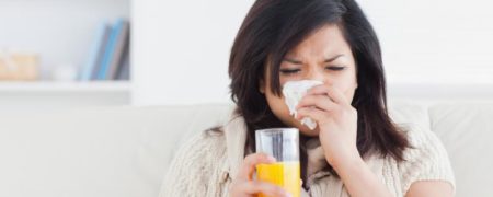 وقتی لقمه را به اشتباه قورت می دهیم چه اتفاقی می افتد و چرا حالت خفگی به ما دست می دهد؟ [تماشا کنید-زیرنویس فارسی]