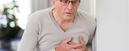 در زمان حمله قلبی اطرافیان مان چه کنیم؟